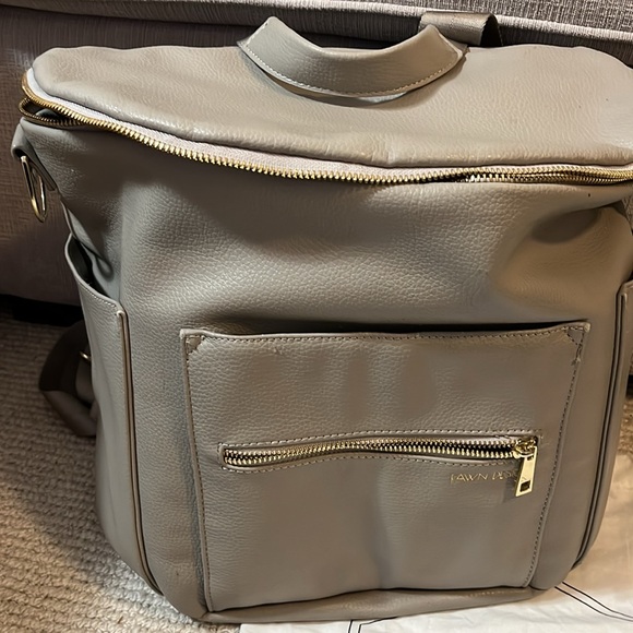 Fawn Design diaper bag. - Picture 2 of 10